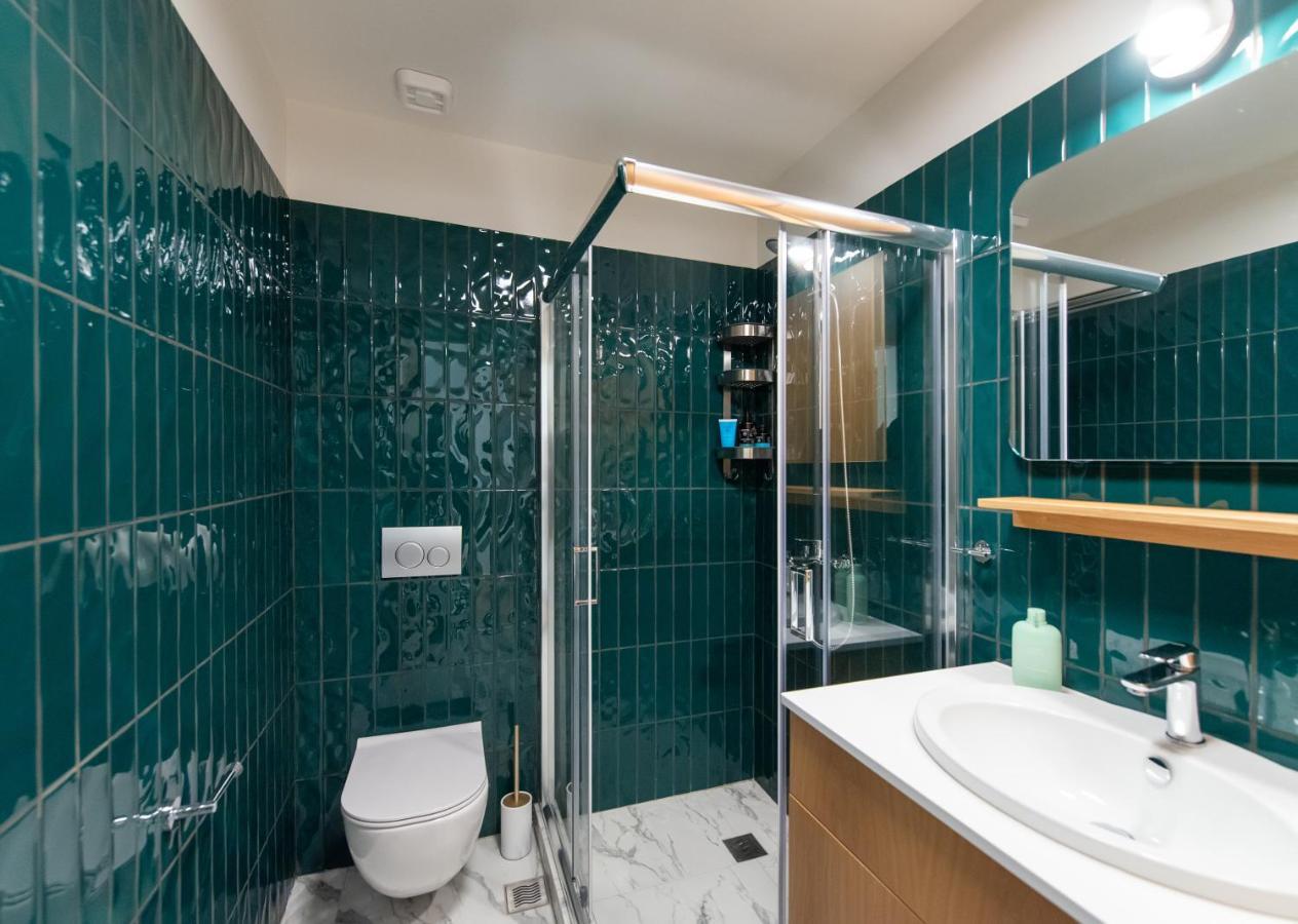White Lotus By Halu! Apartments Thessaloniki Exterior foto